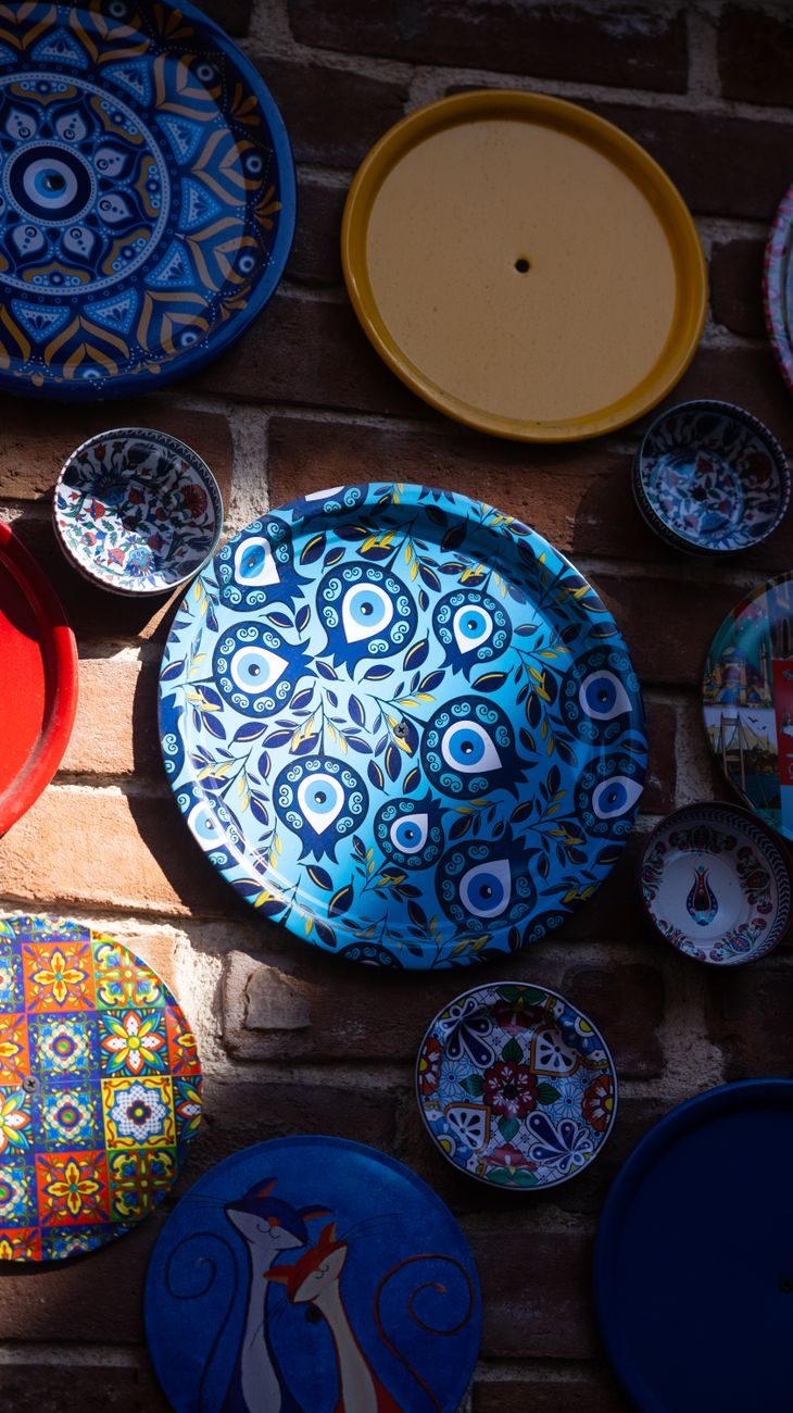 Create a Circular Plate Arrangement