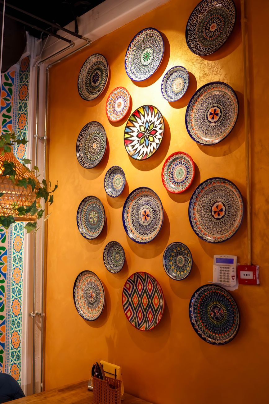 Color Coordinate Your Plate Display