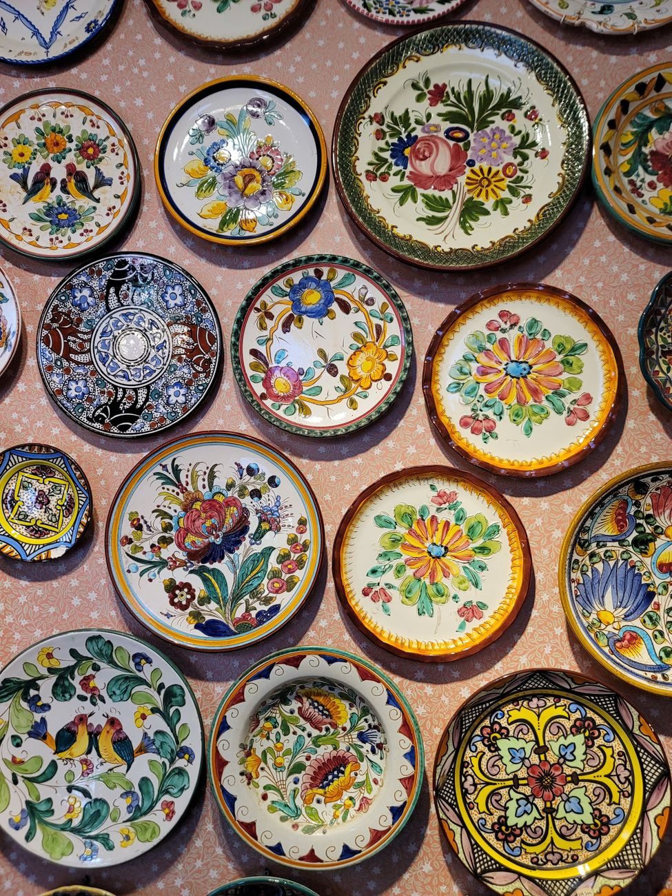 Incorporate Wall Art with Plates