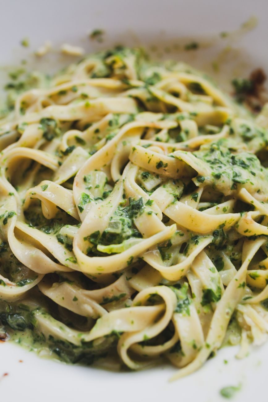 Pasta with Tomato and Spinach
